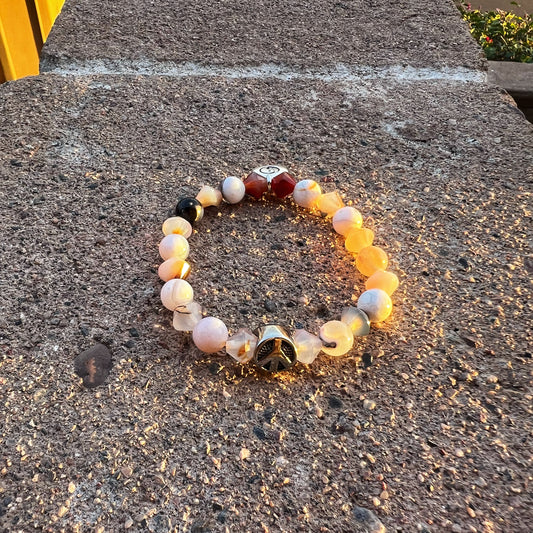 White fire / Montana Agate Bracelet